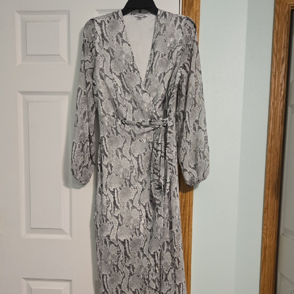 Express White and Black Dress